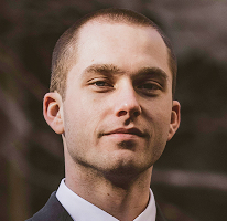 Analista de trading especialista no mercado cripto, Thomas Whitfield, retrato